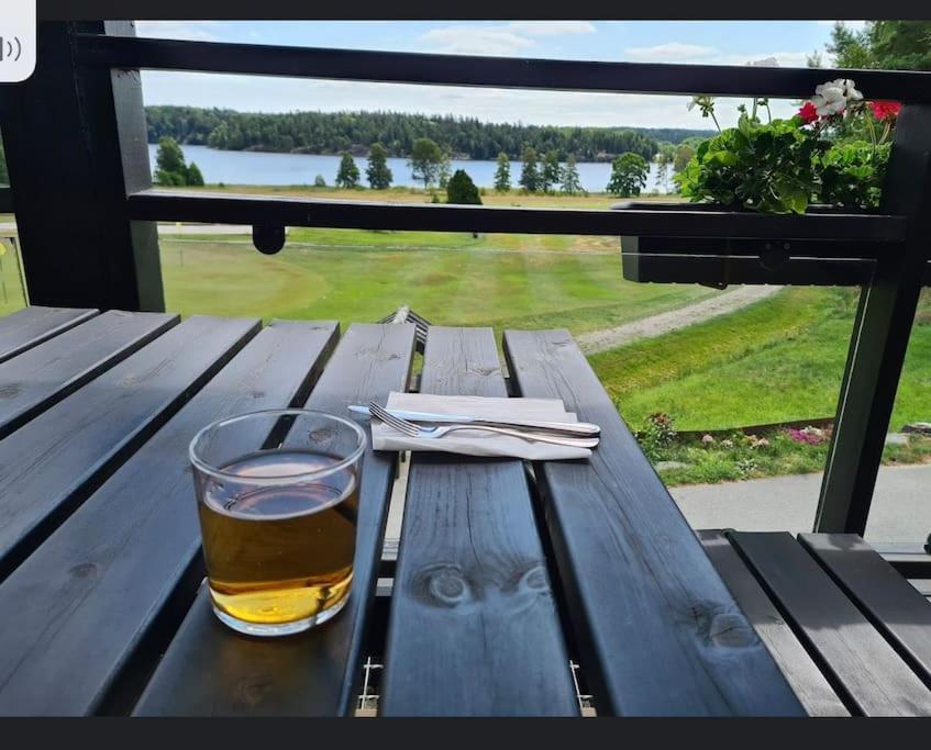 Nyrenoverat Strandnaera Med Fantastisk Utsikt Rimbo Exteriér fotografie